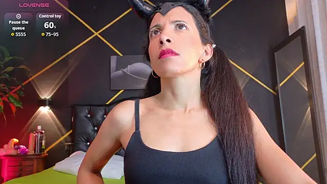 amabel zambrano online show from October 31, 9:39 am