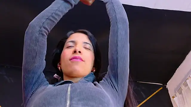 amabel zambrano online show from January 7, 10:42 am