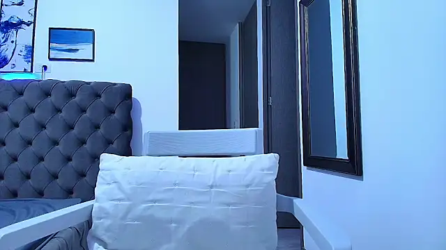 Snapshot of stellaallen24 chatting on January 28, 2:21 am stellaallen24 online show from January 28, 2:21 am