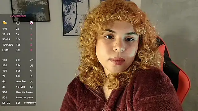 Snapshot of stellaallen24 chatting on December 16, 11:31 pm stellaallen24 online show from December 16, 11:31 pm