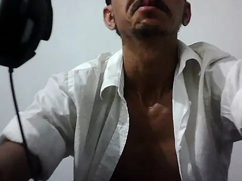 MagrinhoSaradoo online show from December 14, 9:04 am