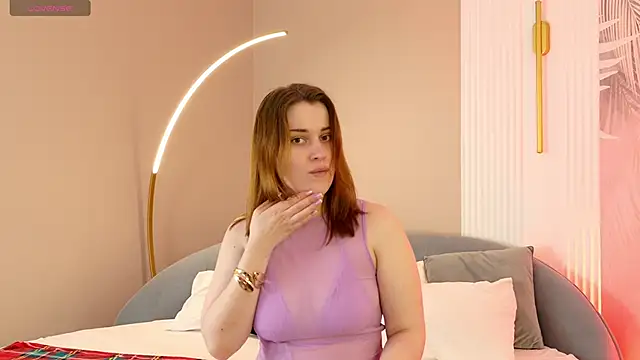 EllieGarson online show from March 19, 5:02 pm