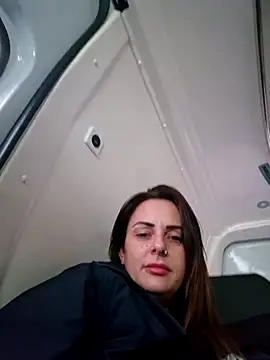 brune caliente online show from February 10, 9:58 am