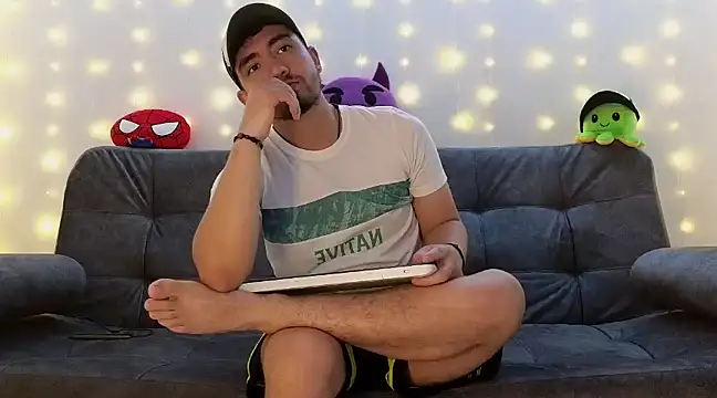 Dante Bones online show from February 22, 11:03 pm