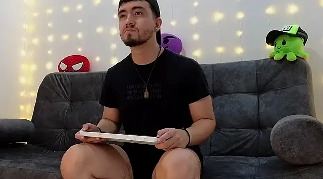 Dante Bones online show from February 17, 9:54 pm