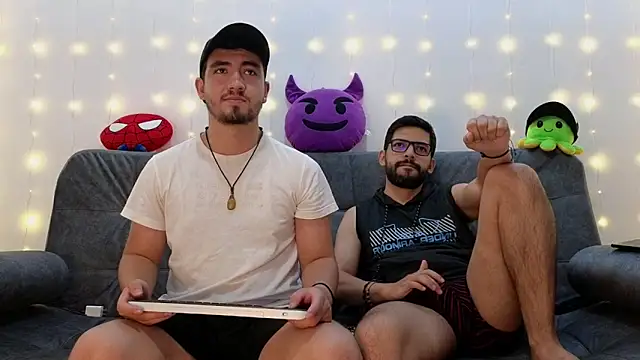 Dante Bones online show from March 11, 1:16 am