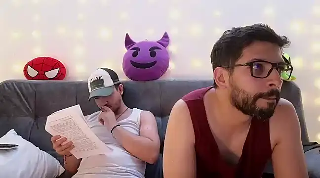 Dante Bones online show from February 5, 5:41 am