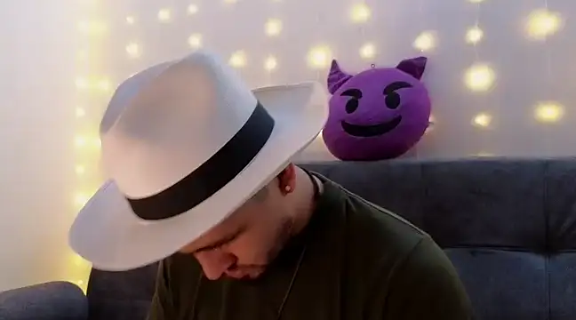 Dante Bones online show from February 16, 1:25 am