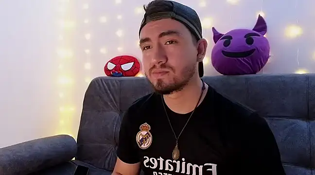 Dante Bones online show from February 24, 7:11 am