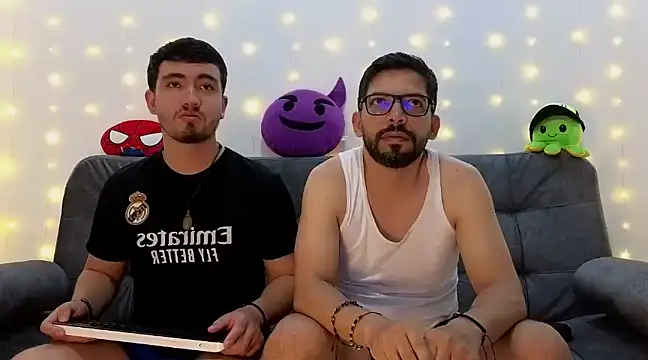 Snapshot of ErickBrant chatting on February 26, 1:03 am ErickBrant online show from February 26, 1:03 am