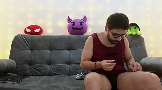 Snapshot of ErickBrant chatting on February 3, 10:11 pm ErickBrant online show from February 3, 10:11 pm