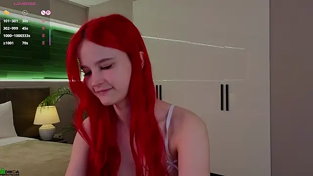 Rina Red online show from November 16, 1:43 am