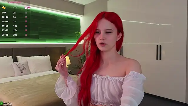 Rina Red online show from November 7, 1:43 am