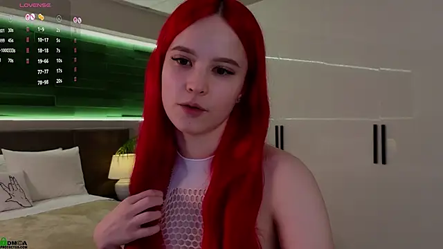 Rina Red online show from November 15, 1:42 am