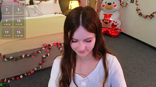 Rina Red online show from February 7, 1:35 am