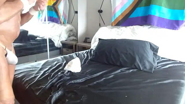 FoxxMiky7447 online show from July 9, 9:58 pm