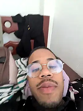 Snapshot of THEGOATHL chatting on October 4, 2:40 pm THEGOATHL online show from October 4, 2:40 pm