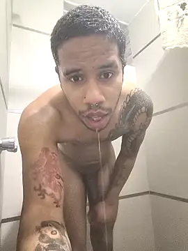 Snapshot of THEGOATHL chatting on October 20, 12:45 am THEGOATHL online show from October 20, 12:45 am