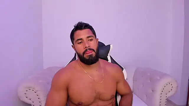 Santiago huntt online show from December 18, 2:16 am