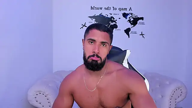 Snapshot of Santiago_huntt chatting on September 19, 8:46 pm Santiago huntt online show from September 19, 8:46 pm