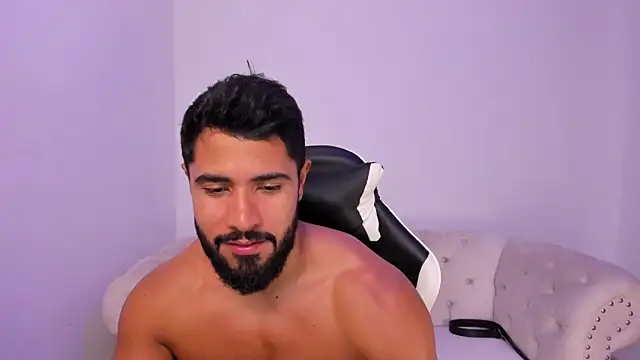 Santiago huntt online show from February 17, 9:56 pm