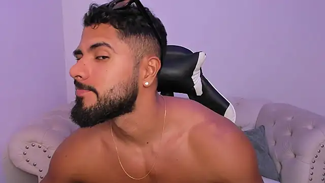 Santiago huntt online show from March 26, 8:07 pm