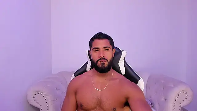 Santiago huntt online show from December 20, 1:03 pm