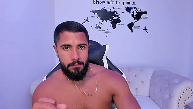 Snapshot of Santiago_huntt chatting on September 23, 9:22 pm Santiago huntt online show from September 23, 9:22 pm