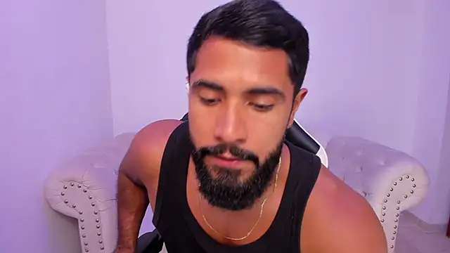 Santiago huntt online show from December 23, 1:27 am