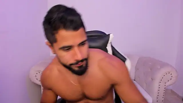 Santiago huntt online show from March 9, 8:23 pm