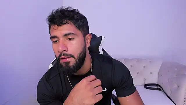 Santiago huntt online show from February 16, 9:02 pm