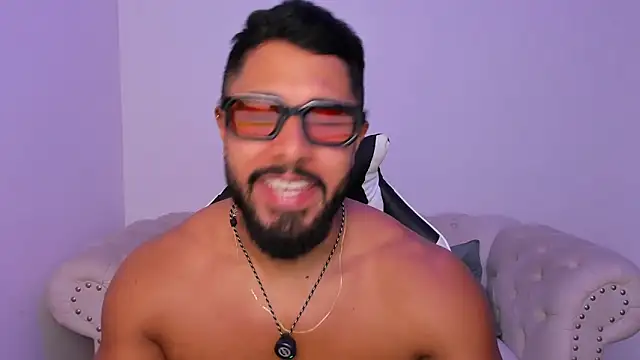 Santiago huntt online show from March 30, 8:32 pm