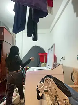 Snapshot of Salomee_Ramireez chatting on January 8, 9:01 pm Salomee Ramireez online show from January 8, 9:01 pm