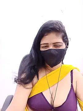 Snapshot of Lucky-Deepthi chatting on May 3, 11:30 pm Lucky-Deepthi online show from May 3, 11:30 pm