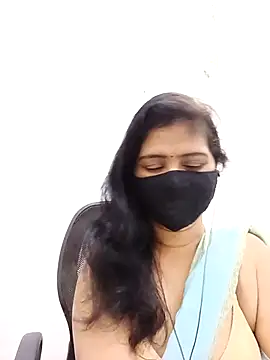 Snapshot of Lucky-Deepthi chatting on April 19, 10:45 pm Lucky-Deepthi online show from April 19, 10:45 pm