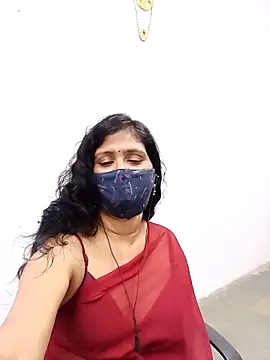 Lucky-Deepthi online show from February 26, 11:30 pm