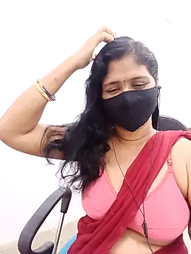 Lucky-Deepthi online show from March 29, 11:50 pm