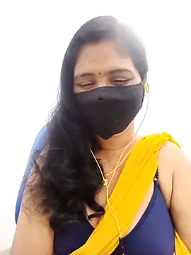 Lucky-Deepthi online show from February 13, 8:20 pm