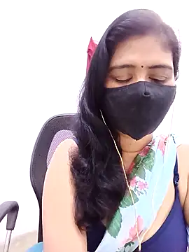 Lucky-Deepthi online show from February 26, 10:32 pm