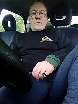 aigledauphin online show from October 13, 11:23 am