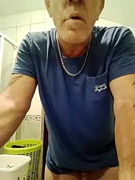 aigledauphin online show from September 27, 5:35 am