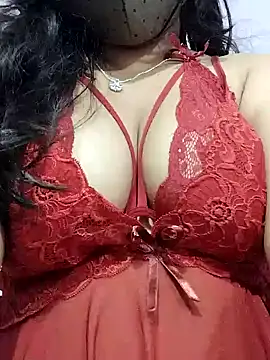 BigAssSarah online show from January 25, 12:48 am