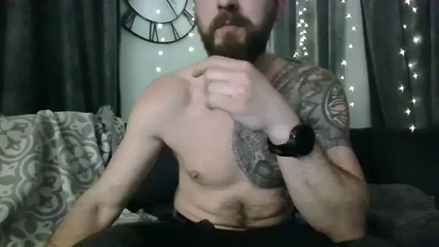 realdilf online show from February 15, 7:46 pm
