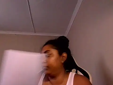 Snapshot of Indian_Ruby99 chatting on February 18, 9:17 am Indian Ruby99 online show from February 18, 9:17 am