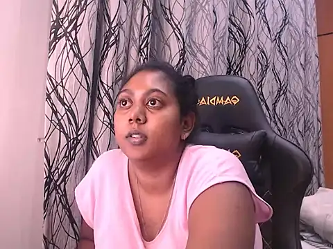 Snapshot of Indian_Ruby99 chatting on February 6, 8:34 pm Indian Ruby99 online show from February 6, 8:34 pm