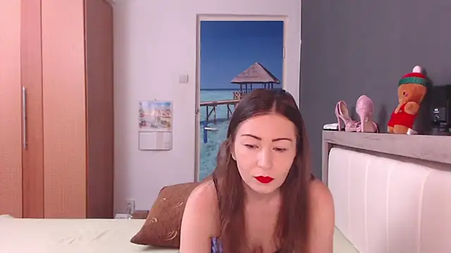 evafromheaven online show from February 12, 6:46 am