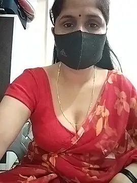 Snapshot of priyancyfun chatting on July 21, 7:10 am priyancyfun online show from July 21, 7:10 am