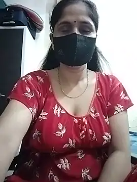 Snapshot of priyancyfun chatting on July 10, 1:27 am priyancyfun online show from July 10, 1:27 am