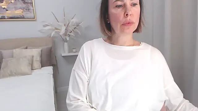 AnnyUBright online show from March 20, 2:53 pm