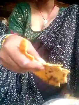 Amaya Bajwa online show from October 6, 3:08 am